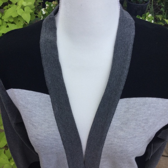 Haggar Women’s Long Sleeve Cartigan Sweater NWTS - Picture 2 of 7